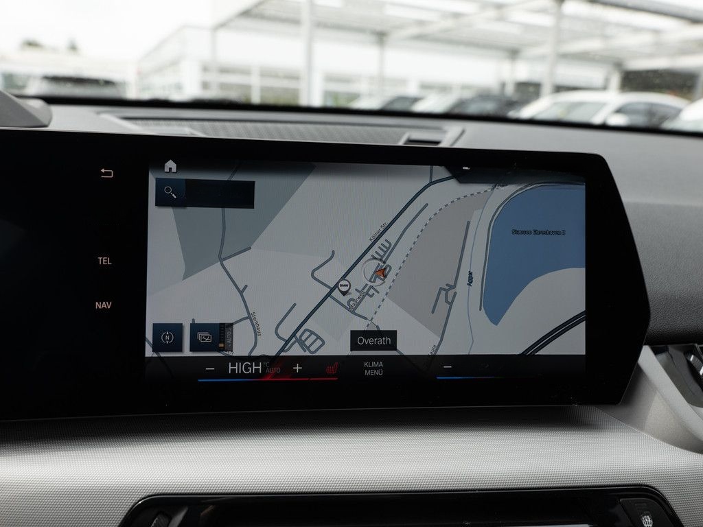 BMW X1 xDrive 20d AHK HUD 360° LED ACC NAVI H/K SHZ foto 17