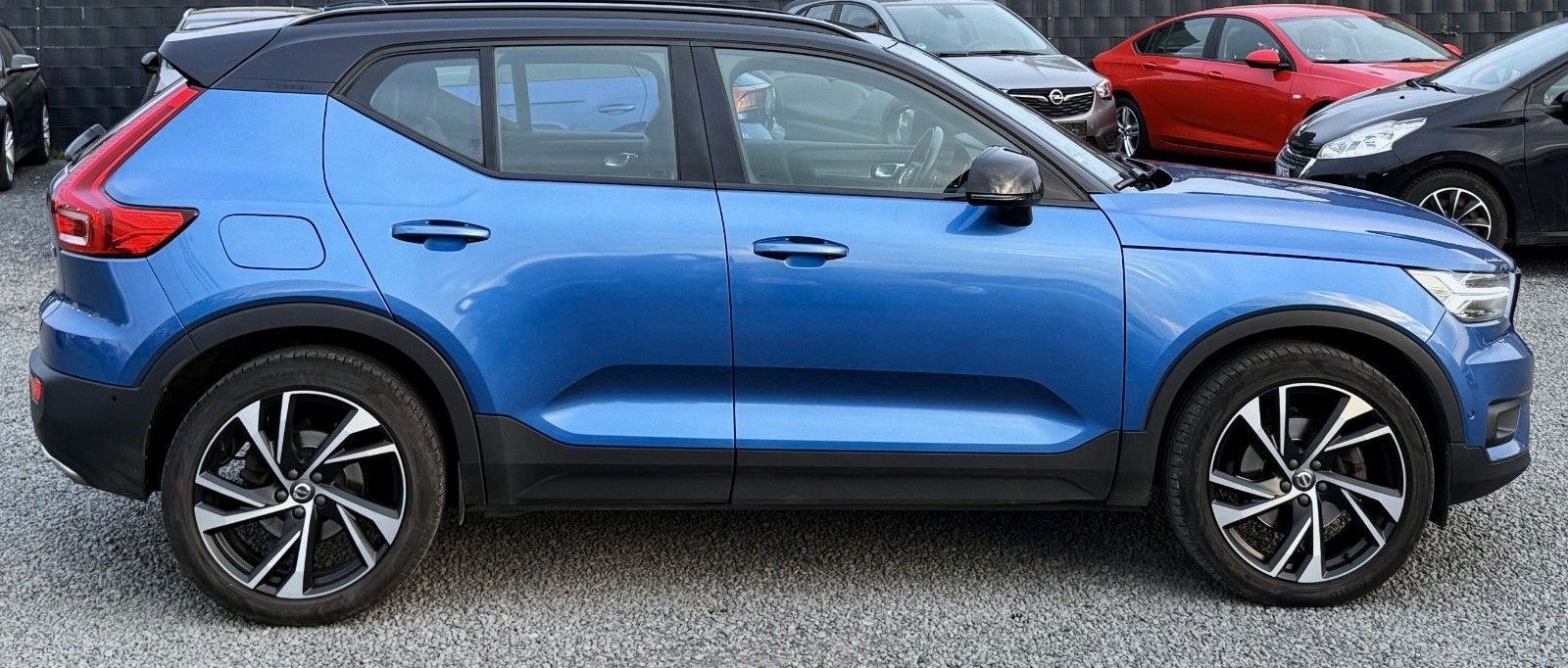 Volvo XC 40 T5 R Design AWD Panoramadach foto 4