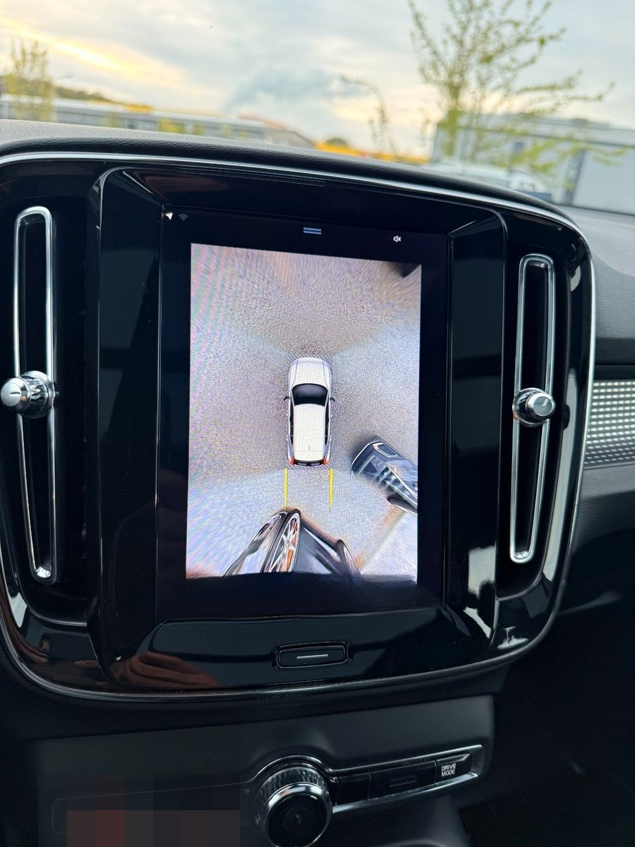 Volvo XC 40 T5 R Design AWD Panoramadach foto 10