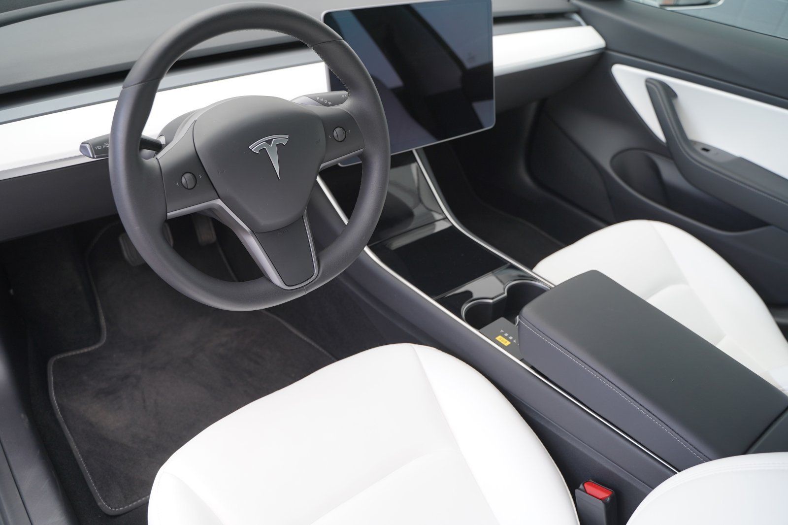 Tesla Model 3 Long Range AWD  *innen weiß*AHK* foto 6