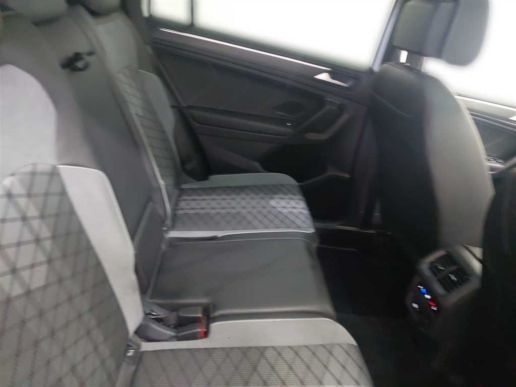 Volkswagen Tiguan Allspace R-Line 2.0 TDI DSG 4MOTION AHK foto 21