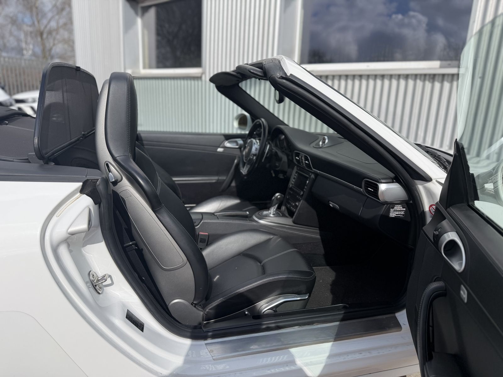 Porsche 911 Carrera GTS Cabrio Sport-Chrono-Paket Plus foto 15