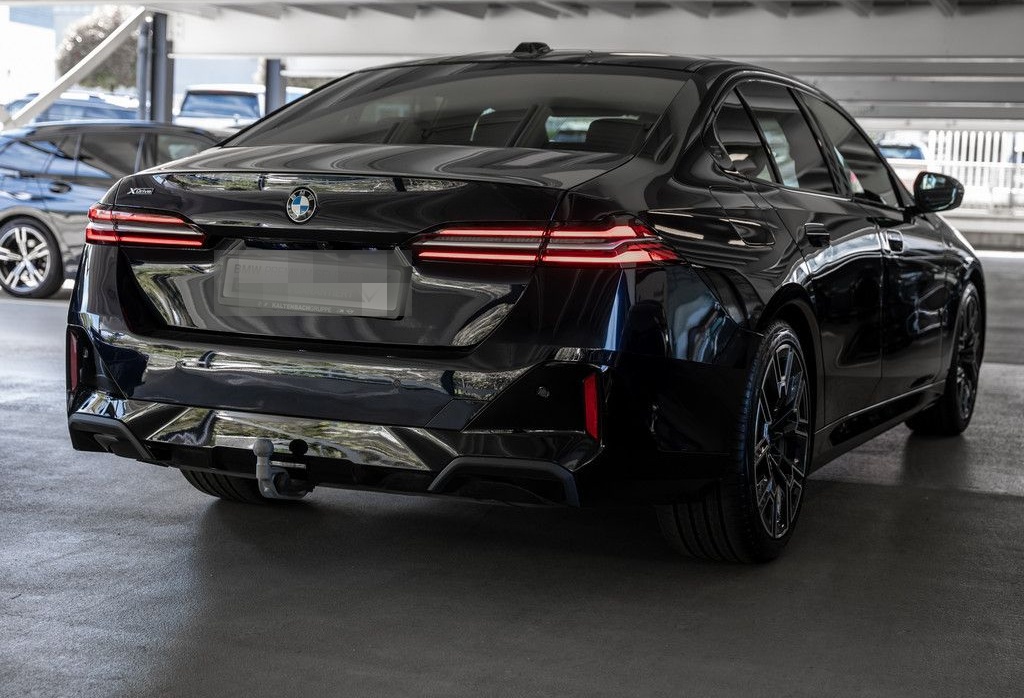 BMW 520d xDrive M-Sport PANO AHK HUD 360° LED ACC foto 6
