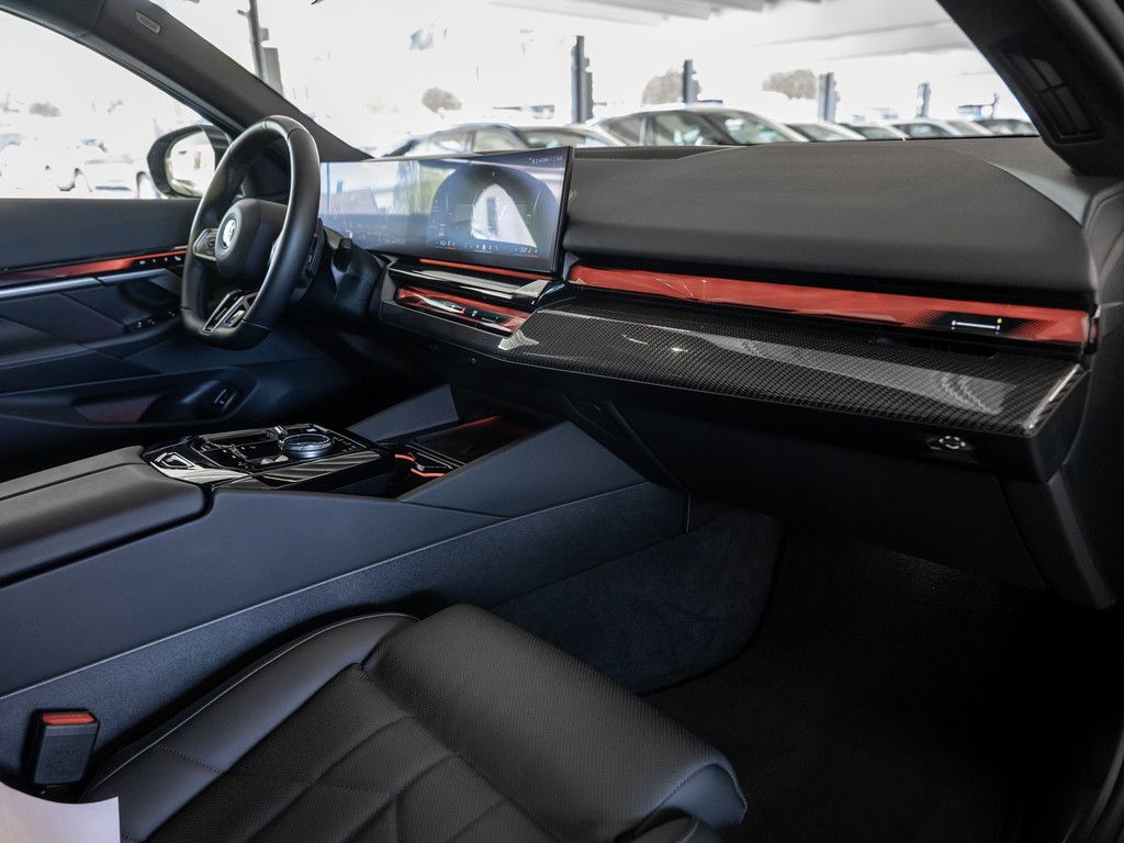 BMW 520d xDrive M-Sport PANO AHK HUD 360° LED ACC foto 10