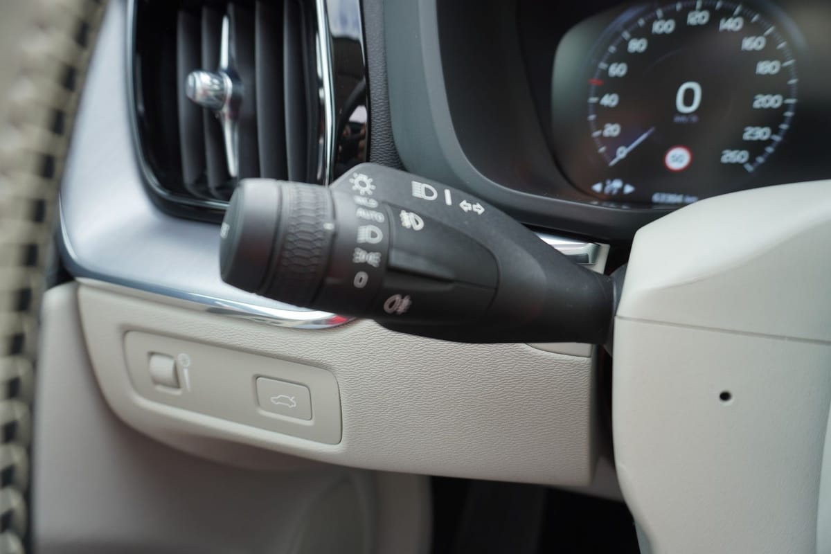 Volvo XC60 B5 AWD Momentum Pro Panorama Navi LED PDC foto 18