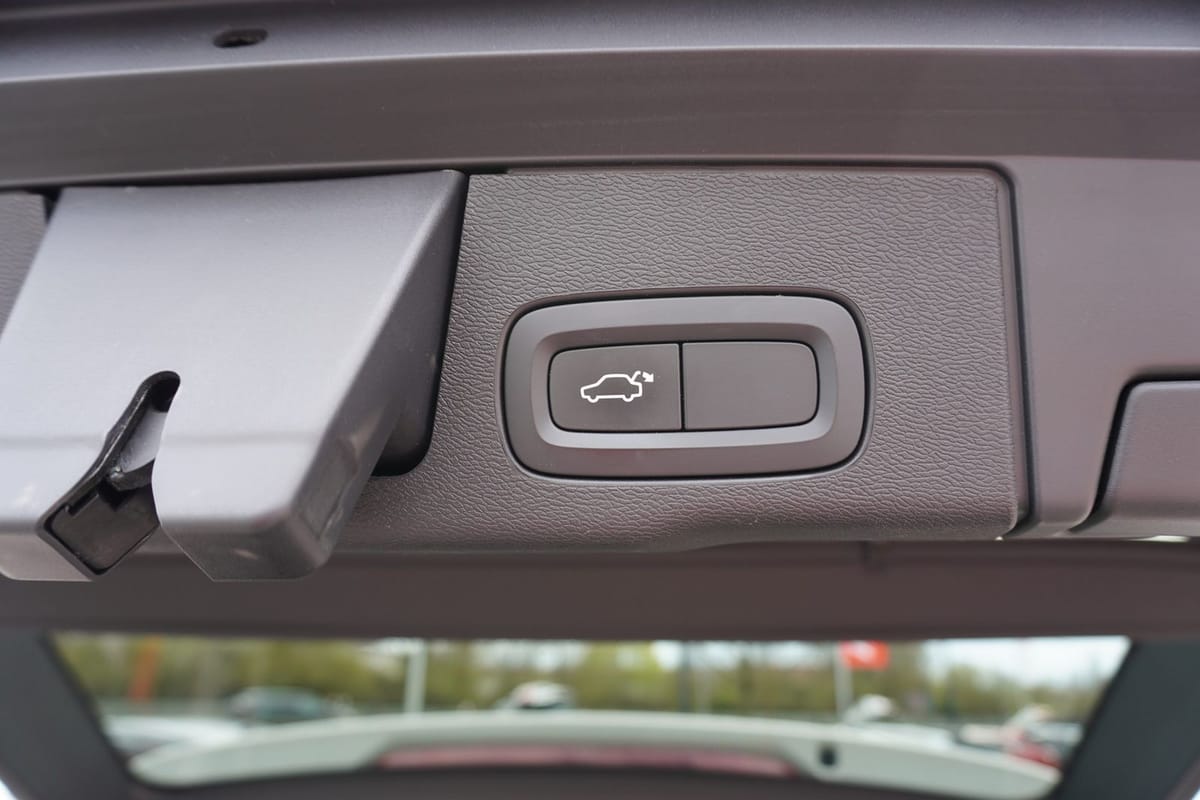 Volvo XC60 B5 AWD Momentum Pro Panorama Navi LED PDC foto 10
