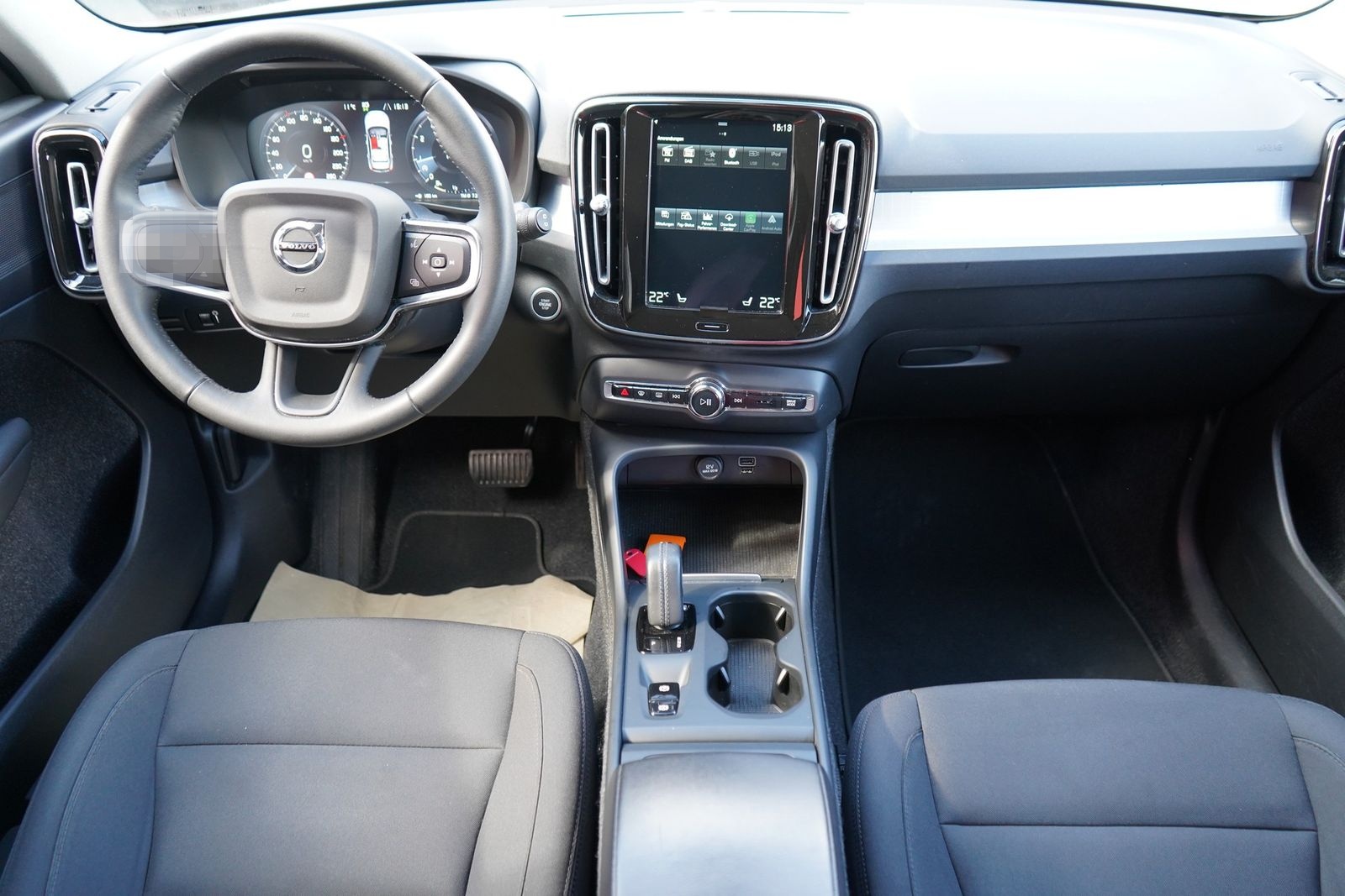 Volvo XC40 1.5 Momentum Pro 2WD foto 11