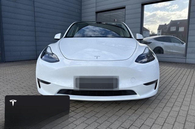 Tesla Model Y Performance foto 3
