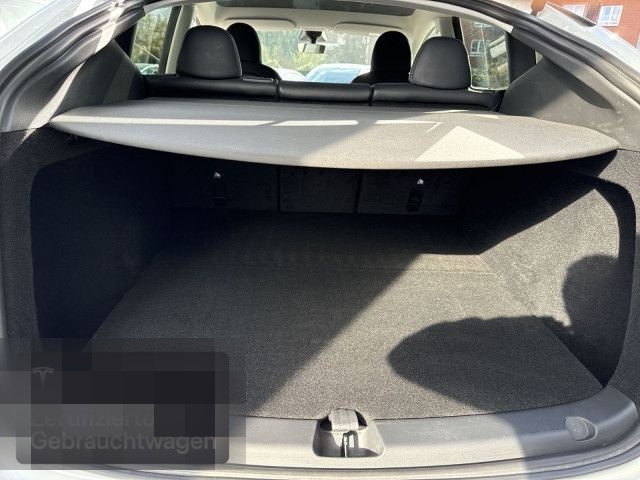Tesla Model Y Performance foto 9