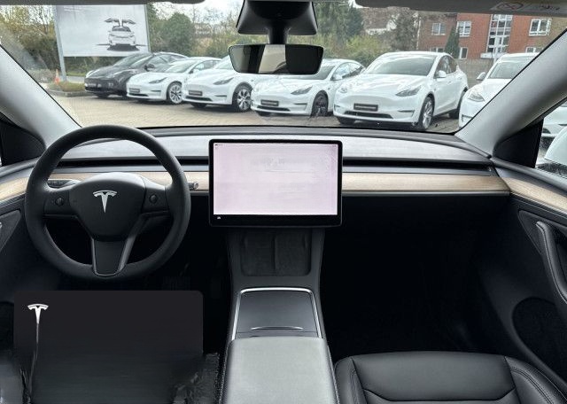 Tesla Model Y Long Range AWD foto 14