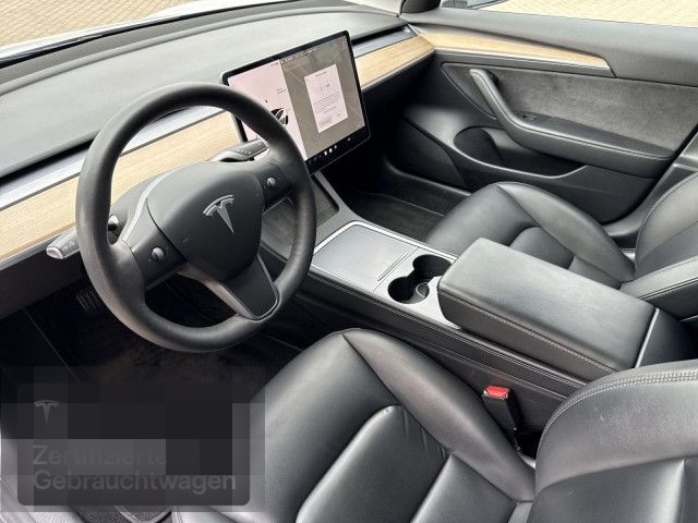 Tesla Model 3 Performance foto 11