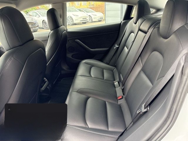 Tesla Model 3 Performance foto 12