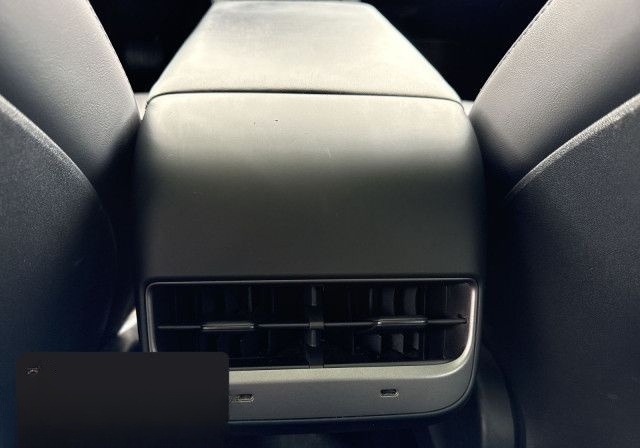 Tesla Model 3 Performance foto 13