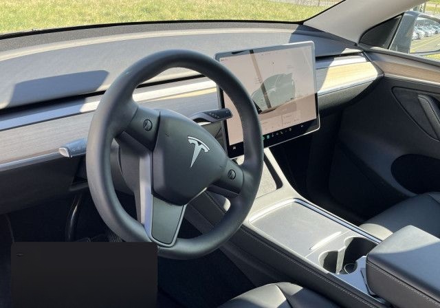 Tesla Model Y Long Range AWD foto 11