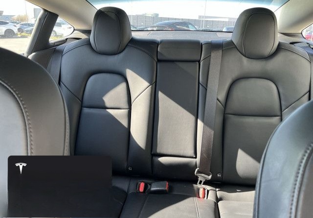 Tesla Model 3 Performance foto 12