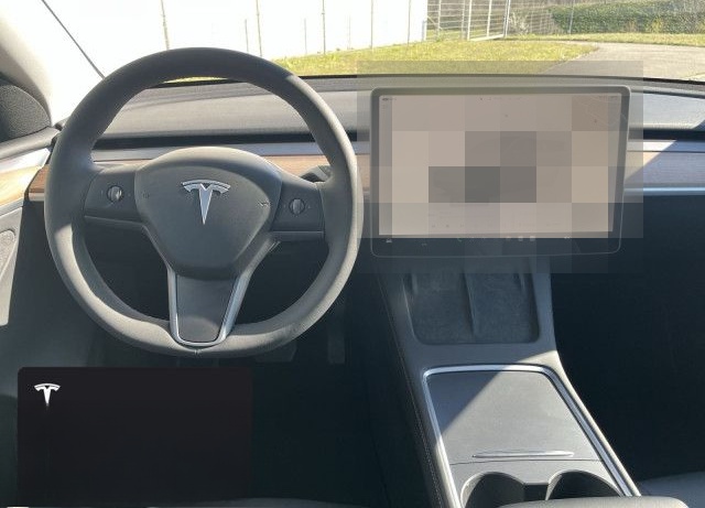 Tesla Model Y Long Range AWD foto 14