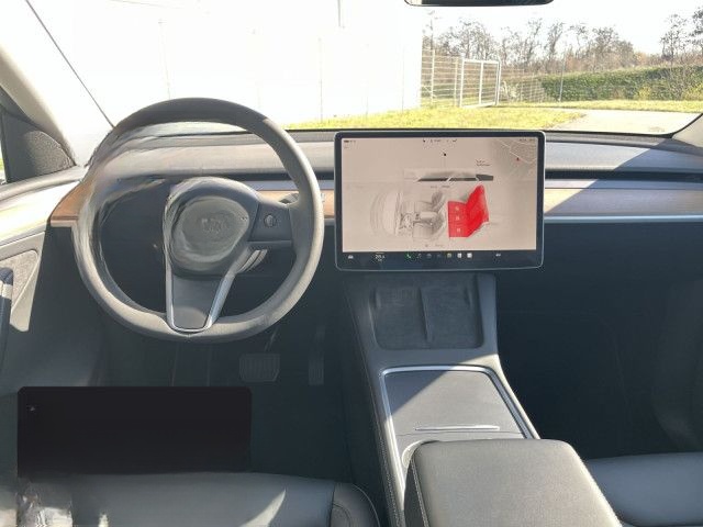 Tesla Model Y Long Range AWD foto 15