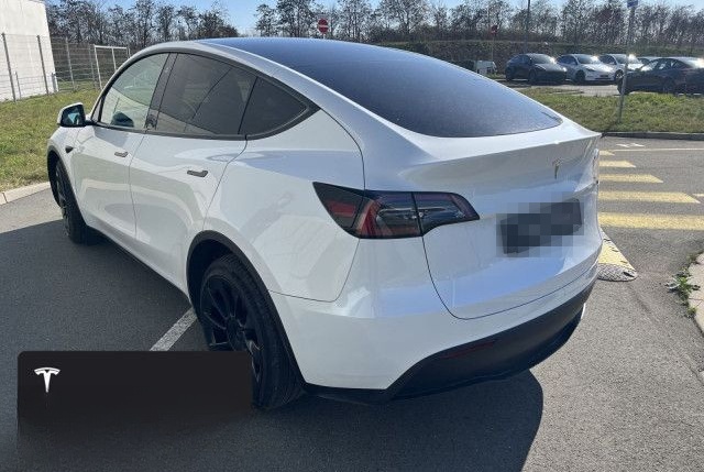Tesla Model Y Long Range AWD foto 5