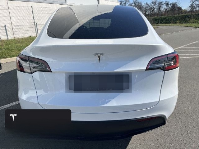 Tesla Model Y Long Range AWD foto 6
