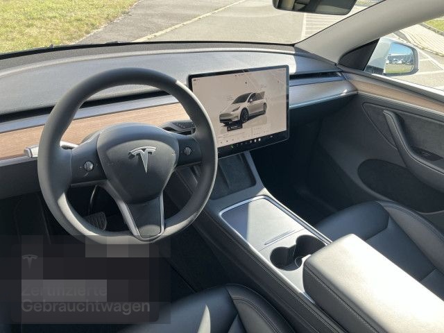 Tesla Model Y Long Range AWD foto 10