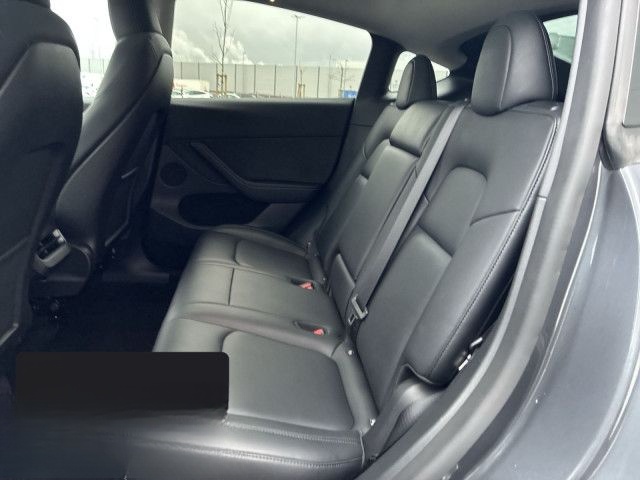 Tesla Model Y Long Range AWD foto 12