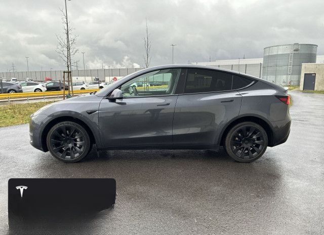 Tesla Model Y Long Range AWD foto 4