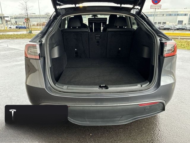Tesla Model Y Long Range AWD foto 9