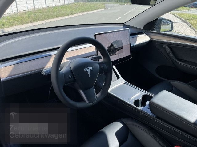 Tesla Model Y Long Range AWD foto 11