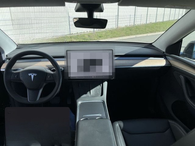 Tesla Model Y Long Range AWD foto 14