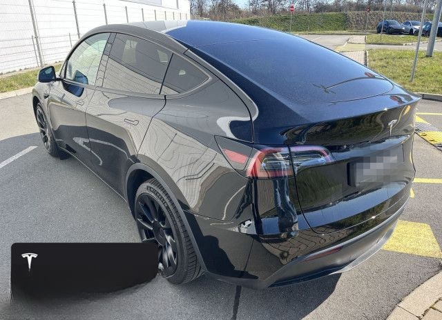 Tesla Model Y Long Range AWD foto 5