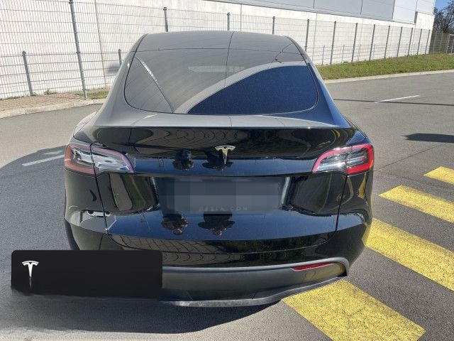 Tesla Model Y Long Range AWD foto 6