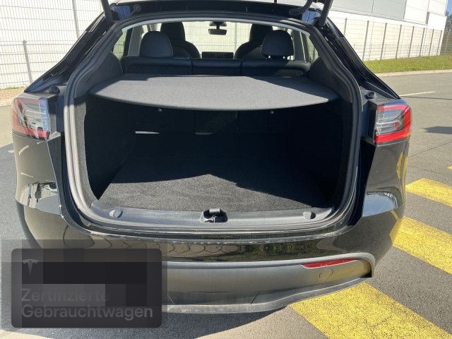 Tesla Model Y Long Range AWD foto 9