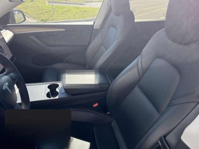 Tesla Model Y Long Range AWD foto 10