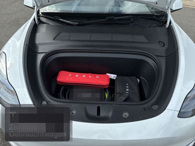 Tesla Model Y Long Range AWD foto 8