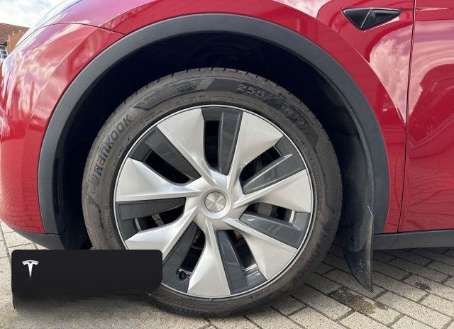Tesla Model Y Long Range AWD foto 7