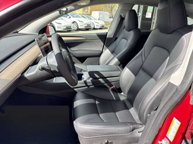Tesla Model Y Long Range AWD foto 10