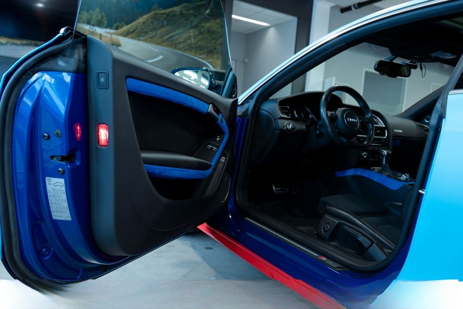 Audi A5 Coupe 2.0 TFSI quattro foto 8