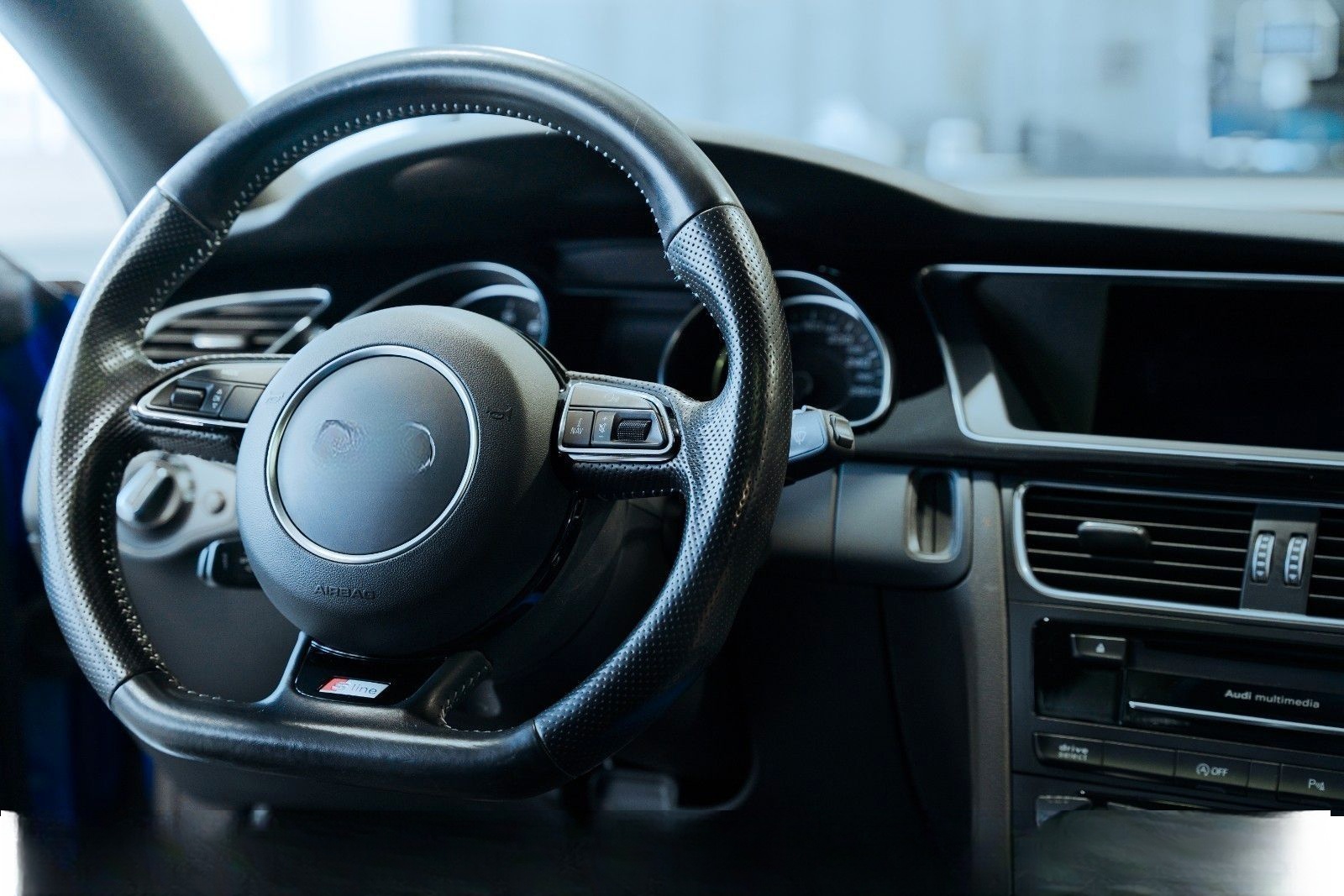 Audi A5 Coupe 2.0 TFSI quattro foto 10