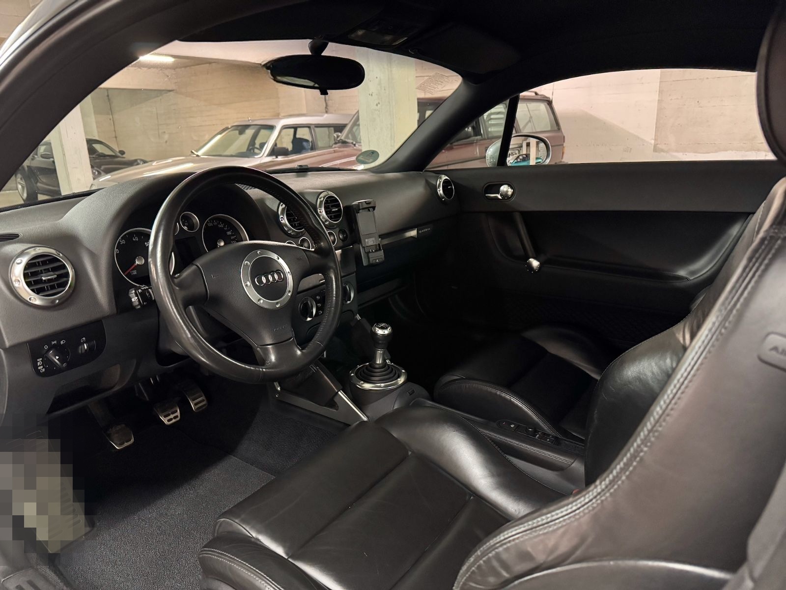 Audi TT Coupe 1.8T quattro 225 PS foto 6