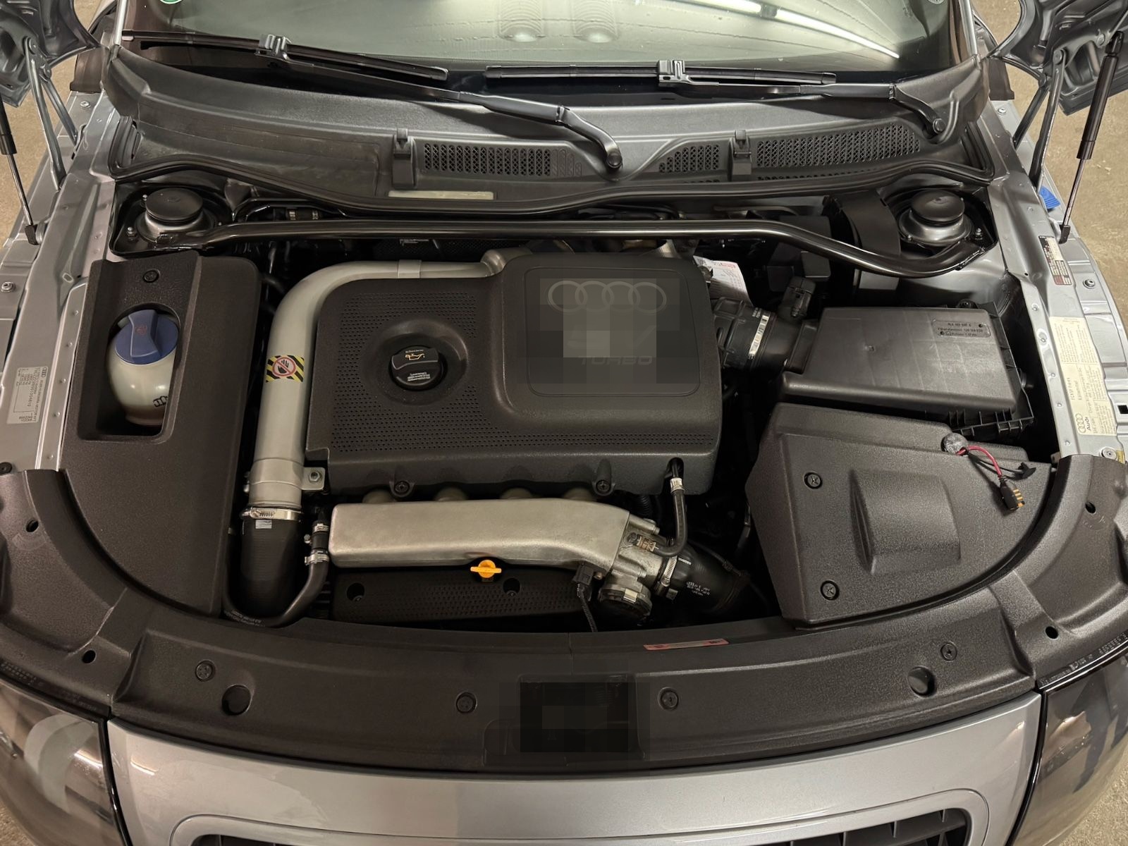 Audi TT Coupe 1.8T quattro 225 PS foto 10