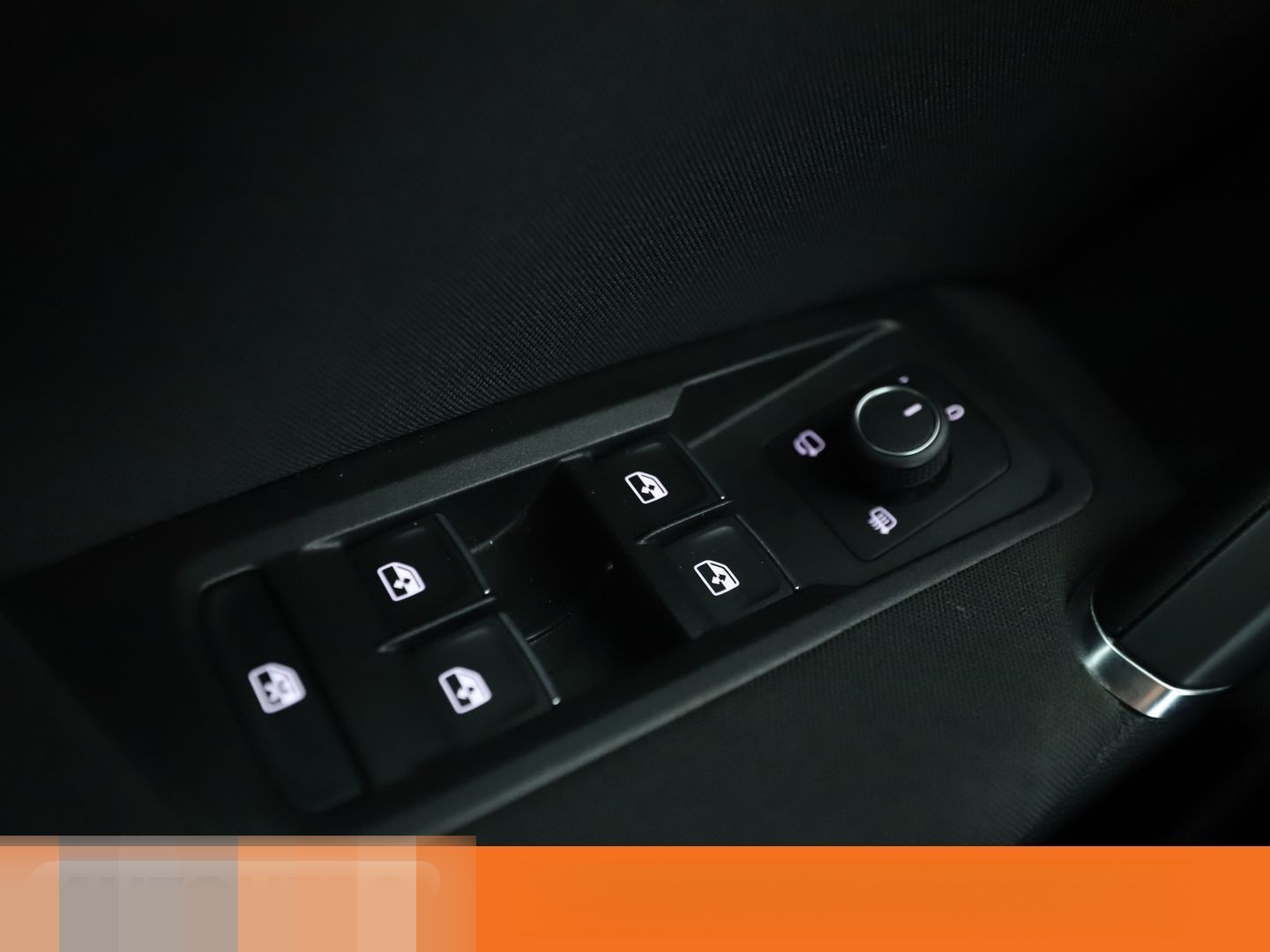 Volkswagen Touran 1.4 TSI Highline BMT Aut.*LED*ACC*PDC* foto 24