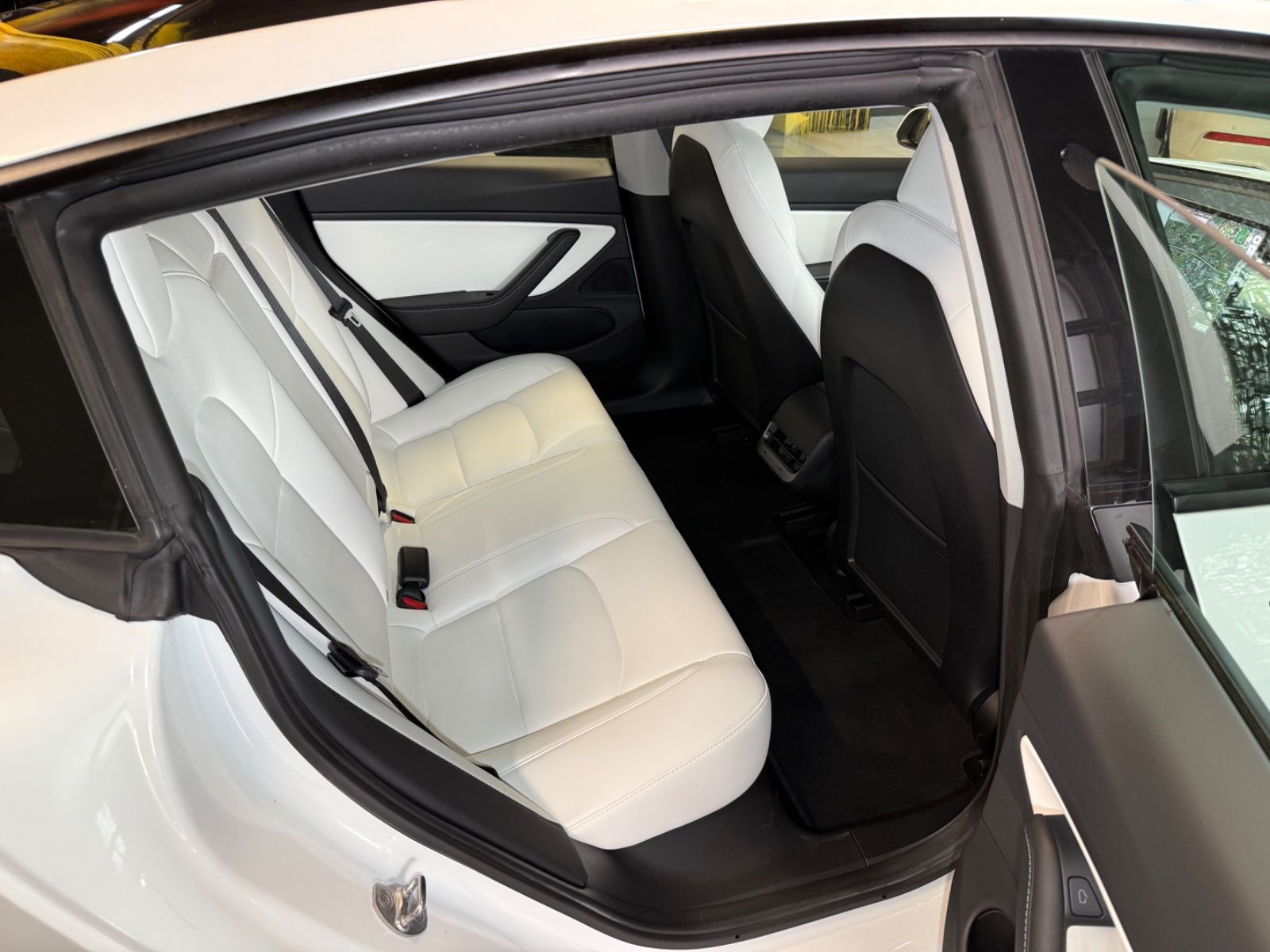 Tesla Model 3 Performance LEDER~NAVI~KAMERA~1-HAND foto 16