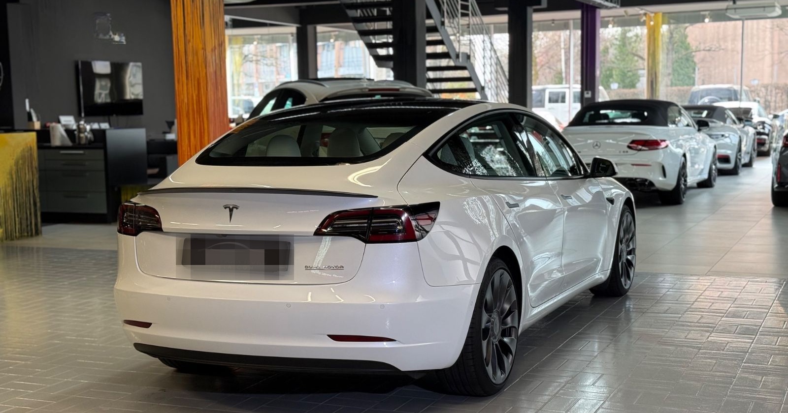 Tesla Model 3 Performance LEDER~NAVI~KAMERA~1-HAND foto 7