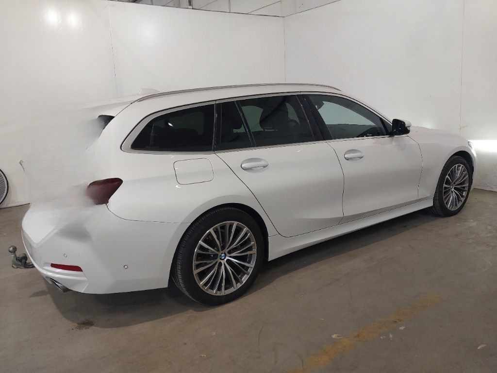 BMW 320d Touring xDrive ACC AHK HiFi LRHZ STHZ PANO foto 4
