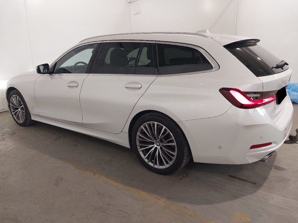 BMW 320d Touring xDrive ACC AHK HiFi LRHZ STHZ PANO foto 6