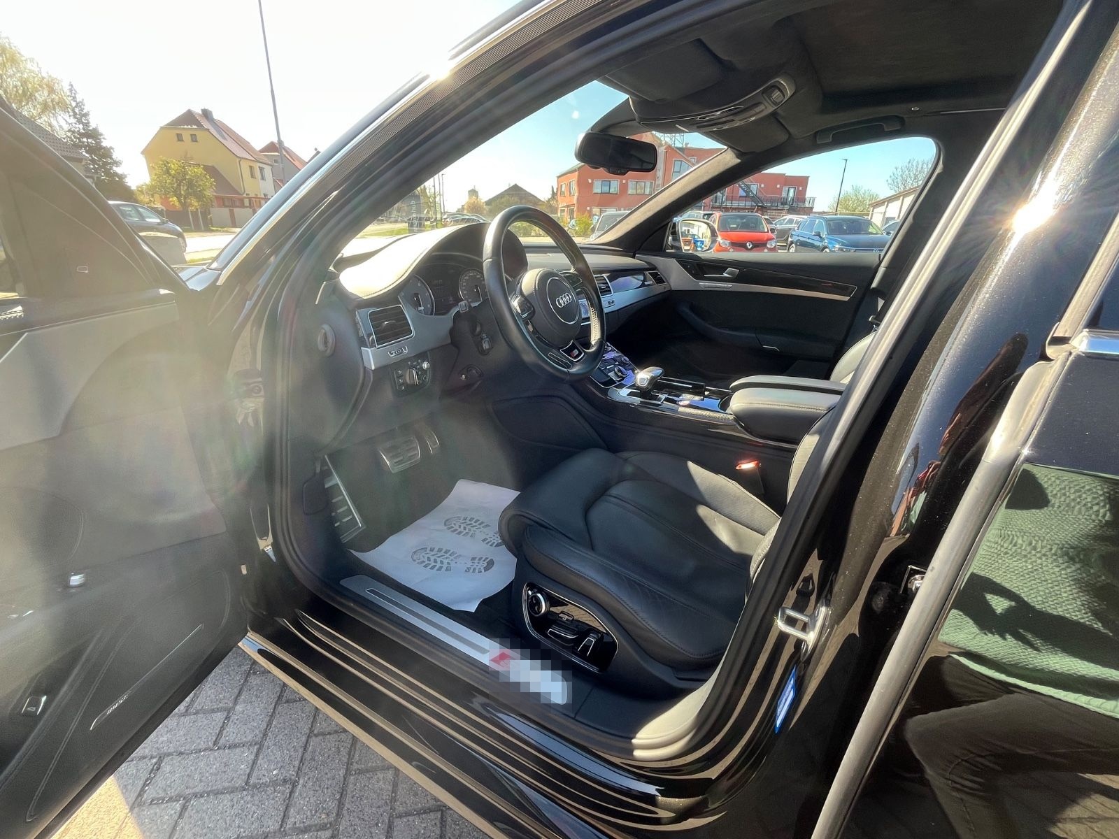 Audi S8 4.0 TFSI quattro foto 15