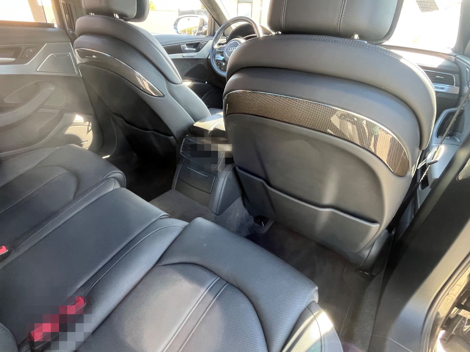 Audi S8 4.0 TFSI quattro foto 24