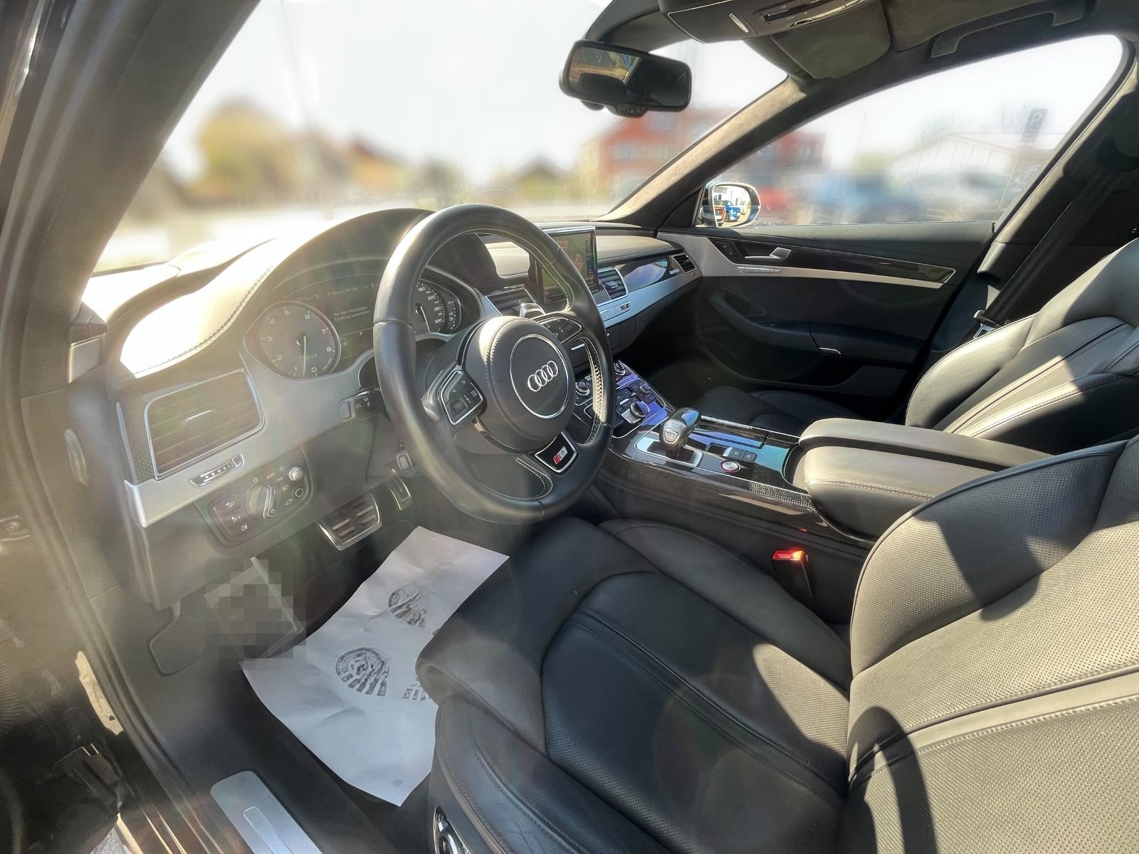 Audi S8 4.0 TFSI quattro foto 10