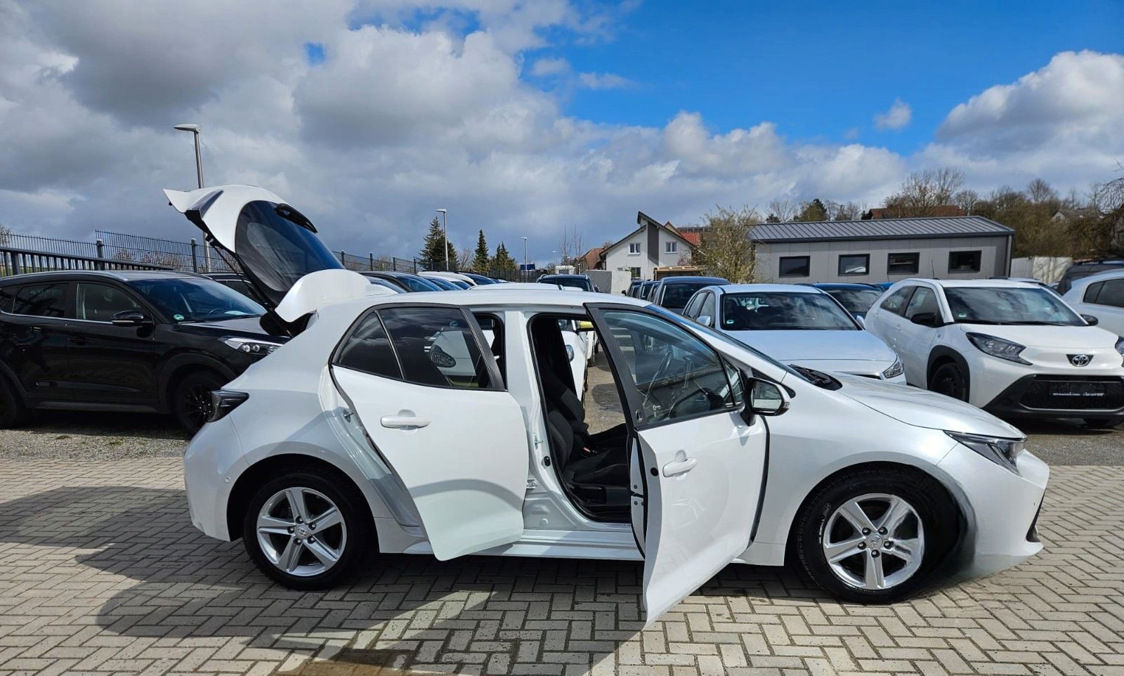 Toyota Corolla Hybrid Team D foto 16