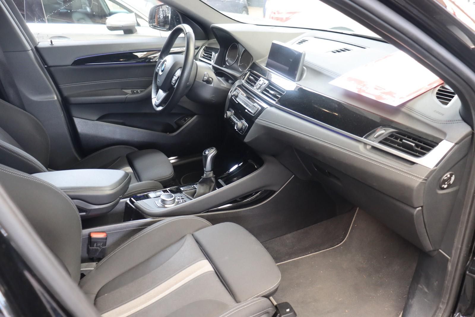 BMW X2 sDrive 18 i Advantage Plus LED*NAVI*GRA*AHK foto 6